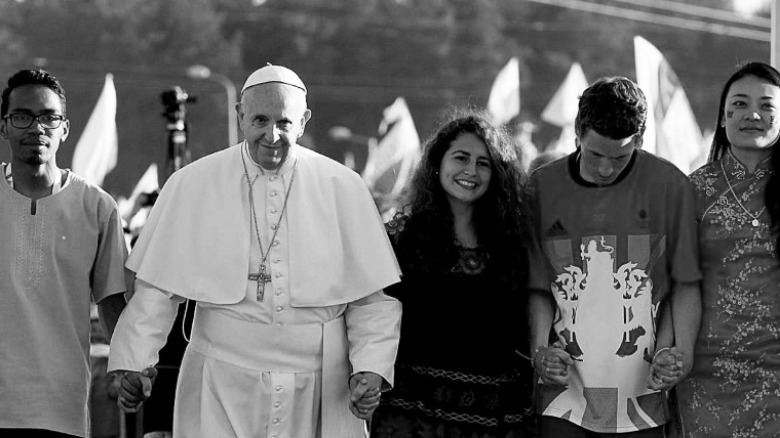 Papa Francisco con los jóvenes - http://www.synod2018.va